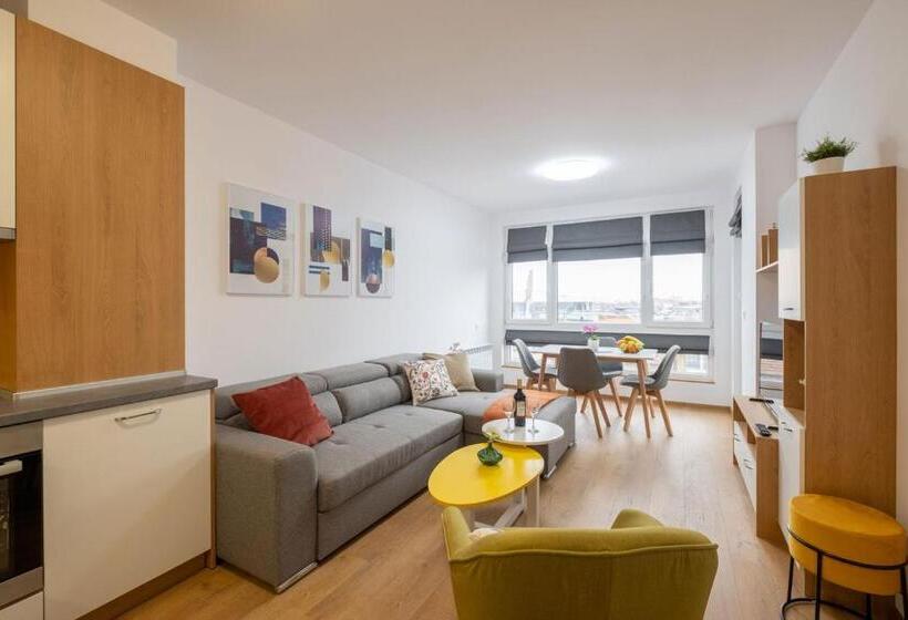Gardenia Apartments