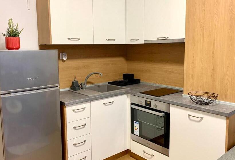 Gardenia Apartments