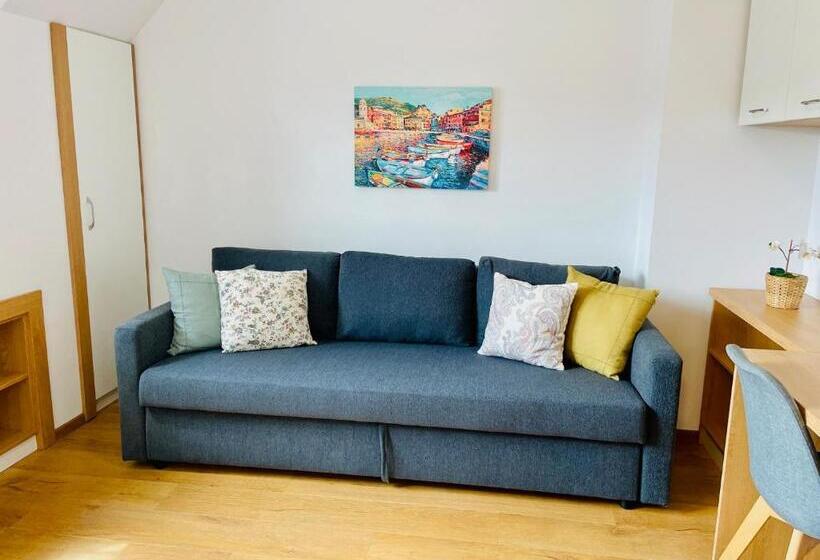 Gardenia Apartments