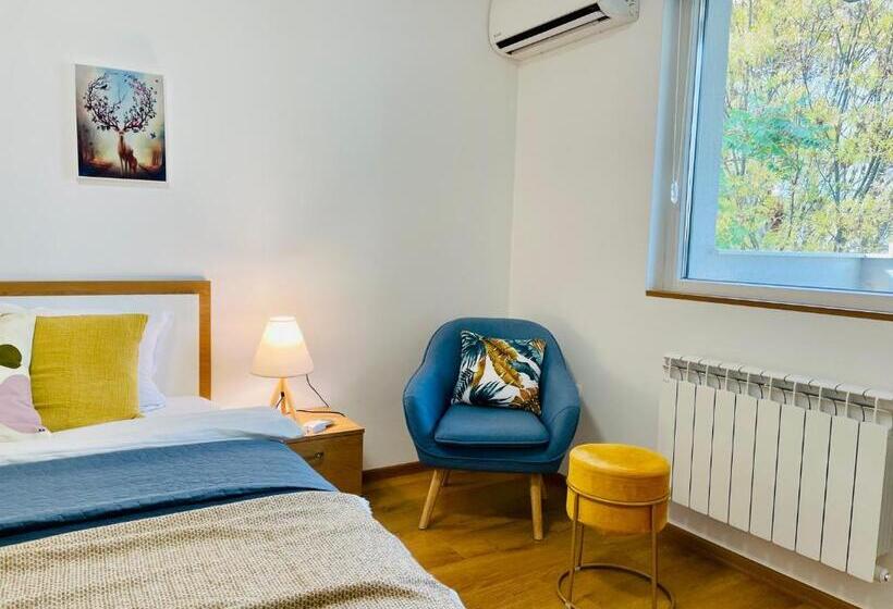 Gardenia Apartments