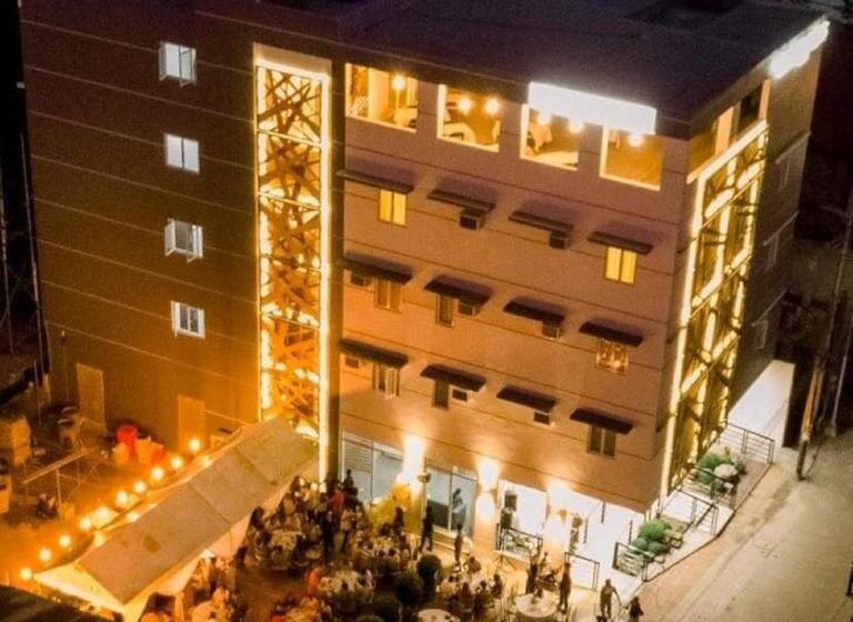 Отель Belltower Csheli Suites Bantay Vigan