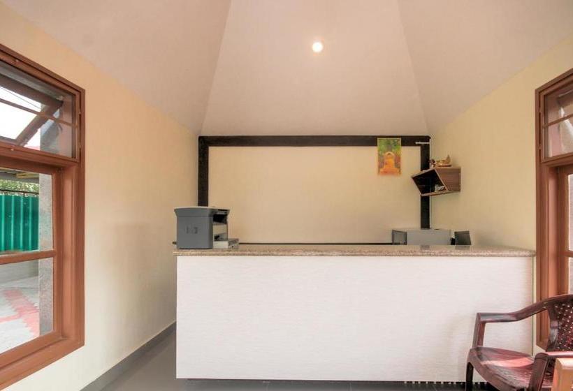 Отель Oyo 48373 Sri Darshanam Homes