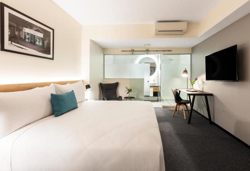 هتل Room @ 89 Courtenay Place