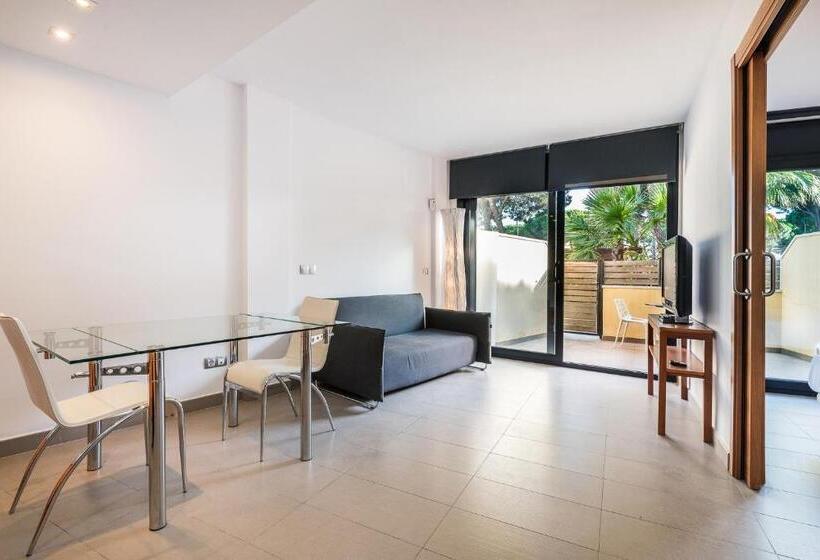 Aparthotel Las Palmeras Castelldefels