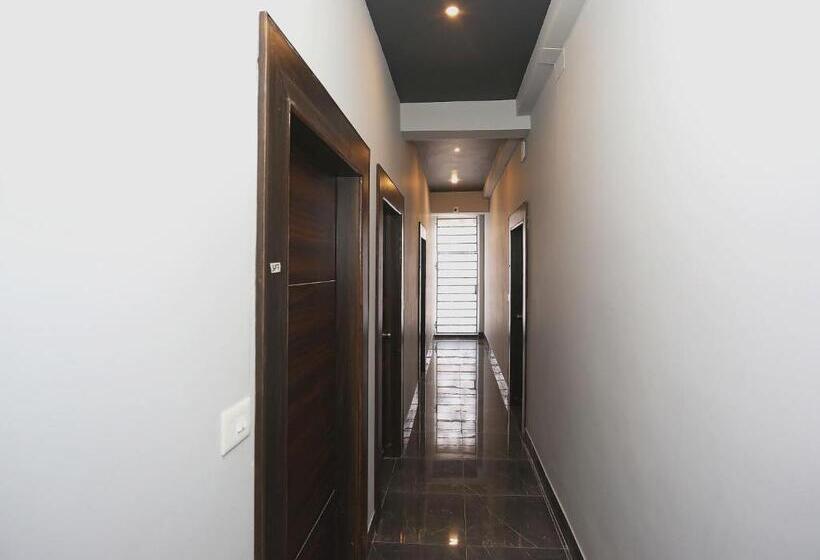Hotel Super Collection O Chandrasekharpur