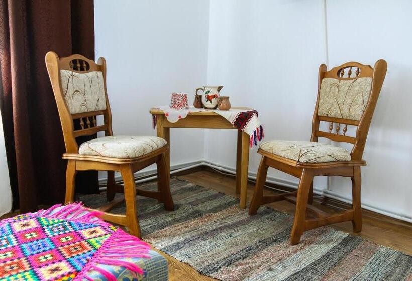 בית מלון כפרי Lacrima Izei