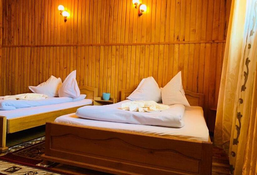 پانسیون Casa Andu