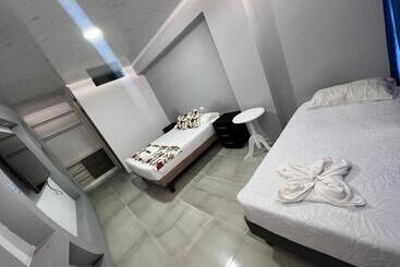 پانسیون Hostal America