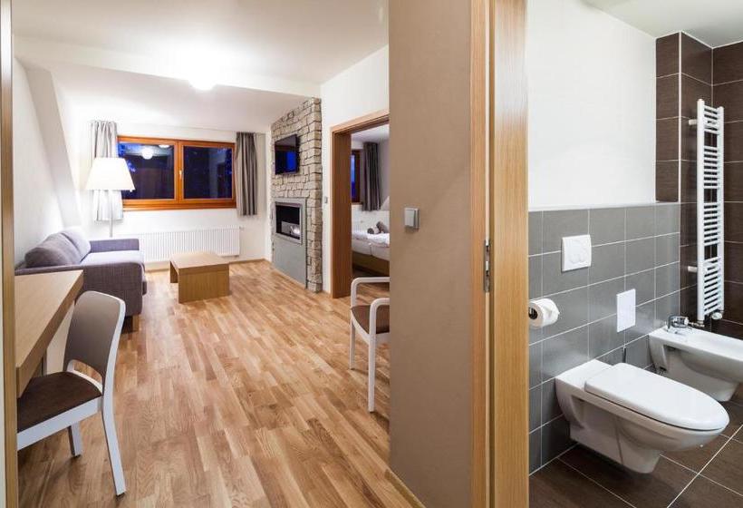 펜션 Resort Líšenský Dvůr