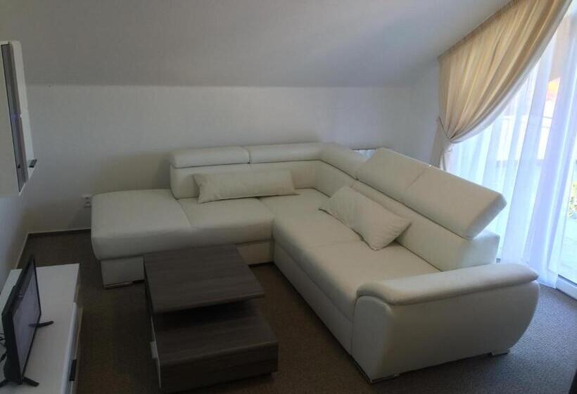 ペンション Villa Marcus
