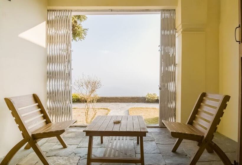 منتجع Tree Of Life Grand Oak Manor Binsar