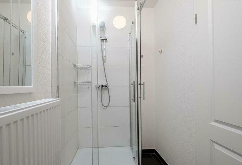 هاستل Gästehaus Kleines Stadtidyll Zimmer Und Apartments By Hotel Holsteiner Hof