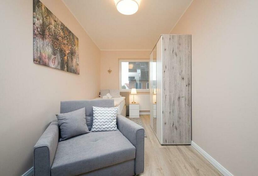 فندق صغير Gästehaus Kleines Stadtidyll  Zimmer Und Apartments By Hotel Holsteiner Hof