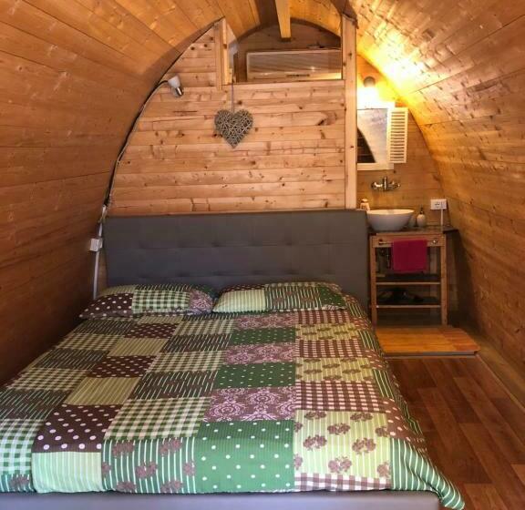 ベッドアンドブレックファースト Igloo Mobil Home