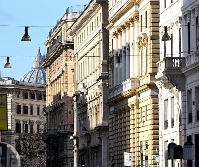 تختخواب و صبحانه Residenze Romanae   Vicolo Dell Aquila