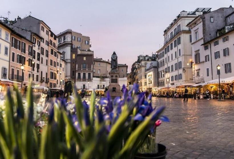 تختخواب و صبحانه Residenze Romanae   Vicolo Dell Aquila