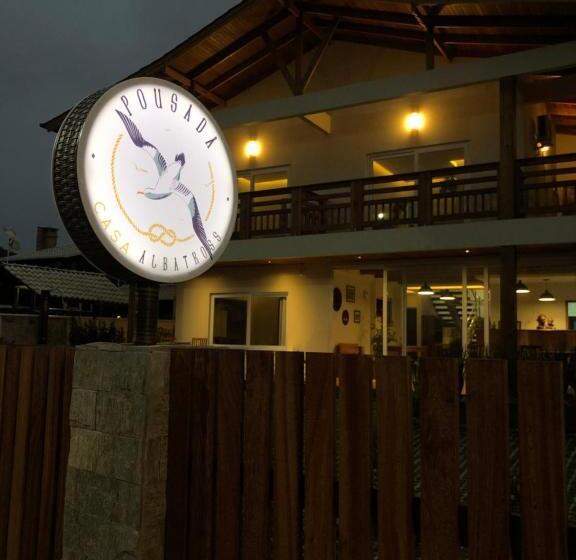 هتل Pousada Casa Albatross