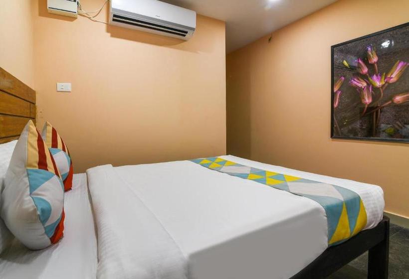 펜션 Oyo Home 62423 Compact Studio Cozy Stay, Near To Kamatci