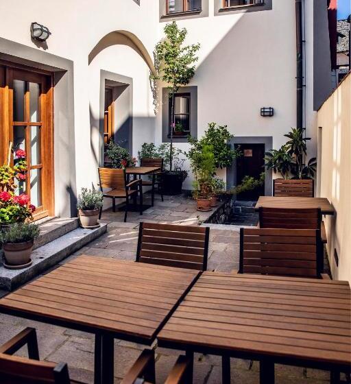 پانسیون Penzion Thir