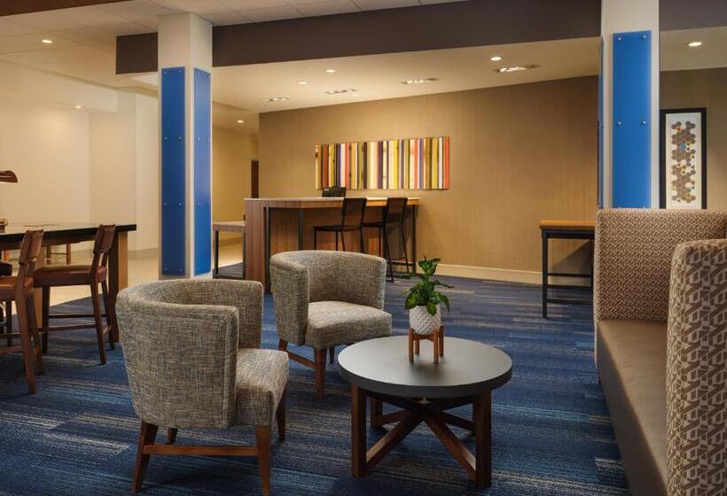 هتل Holiday Inn Express & Suites   Lockport, An Ihg