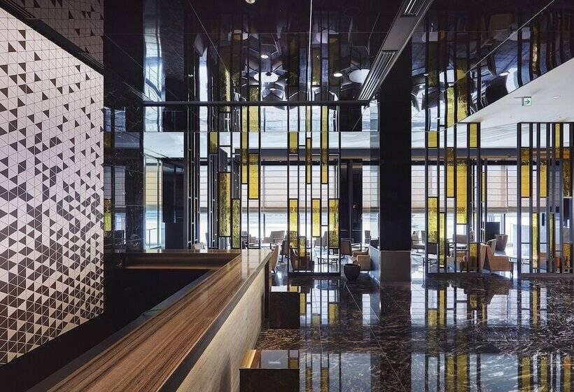 هتل Villa Fontaine Premier Haneda Airport