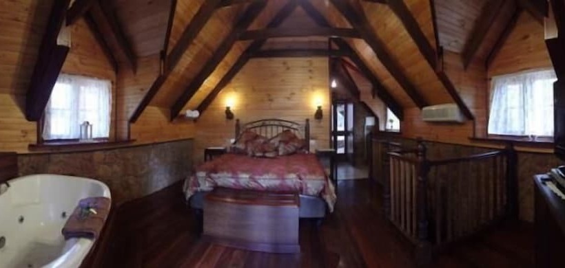 فندق Beedelup House Cottages