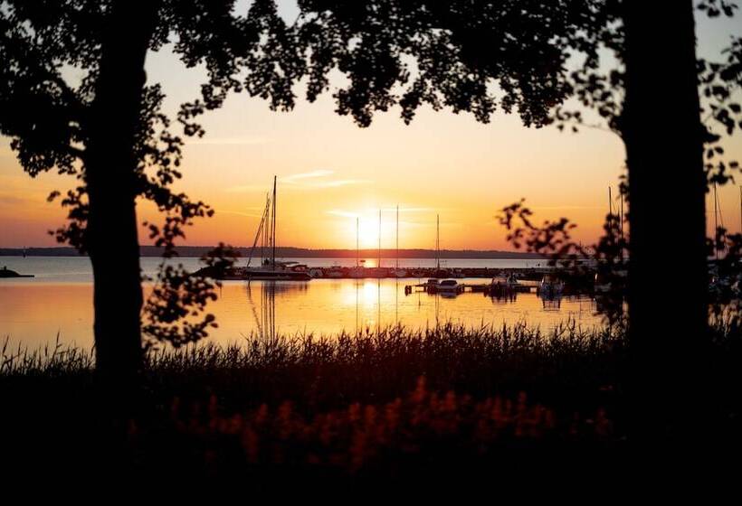 مبيت وإفطار Mormors Pensionat Strandhagen