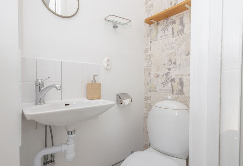 مبيت وإفطار Mormors Pensionat Strandhagen