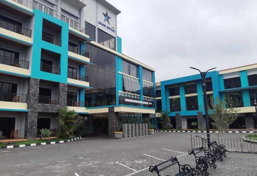 هتل Grand Bintang Tawangmangu