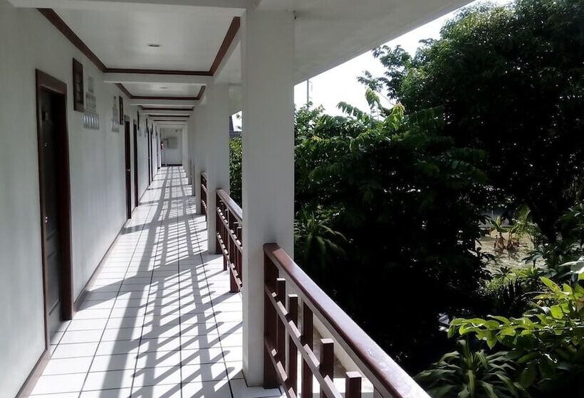 هتل Thong Paeka