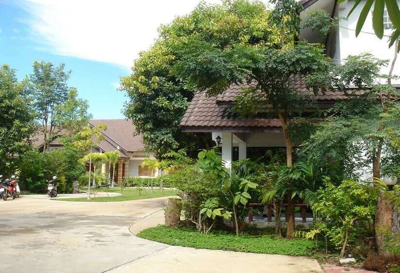 هتل Thong Paeka