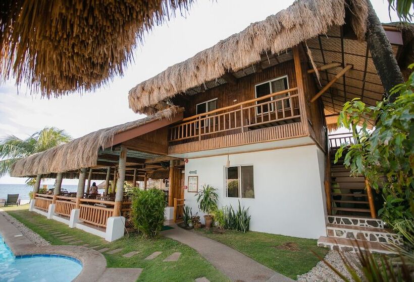 Kavs Beach Resort
