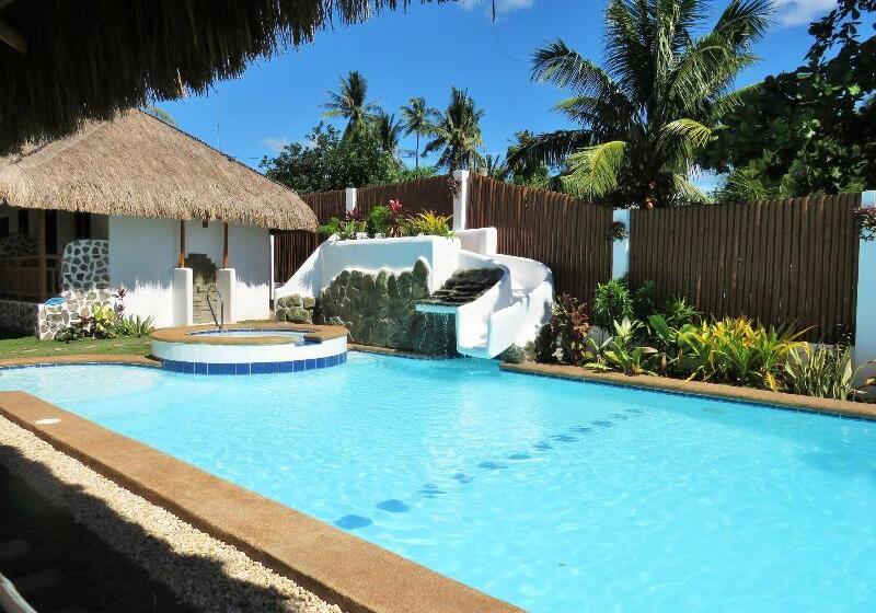 Kavs Beach Resort