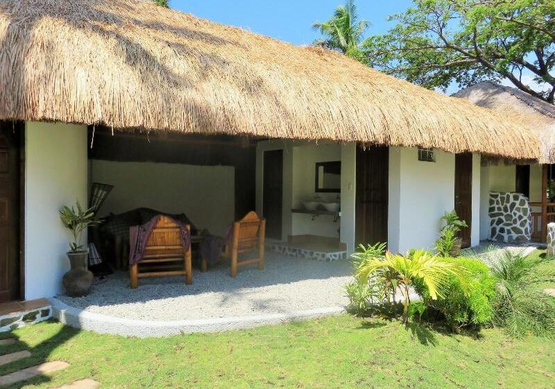 Kavs Beach Resort