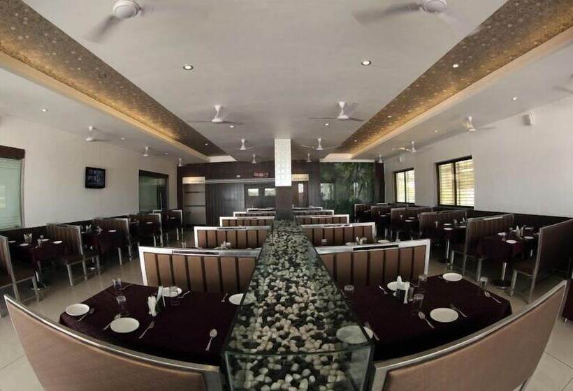Pearl Hotel & Banquets Ahmedabad
