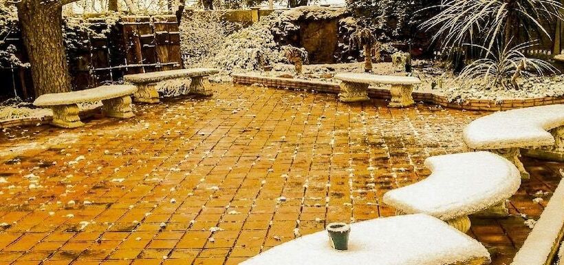 پانسیون Caesars Guesthouse & Conference Centre