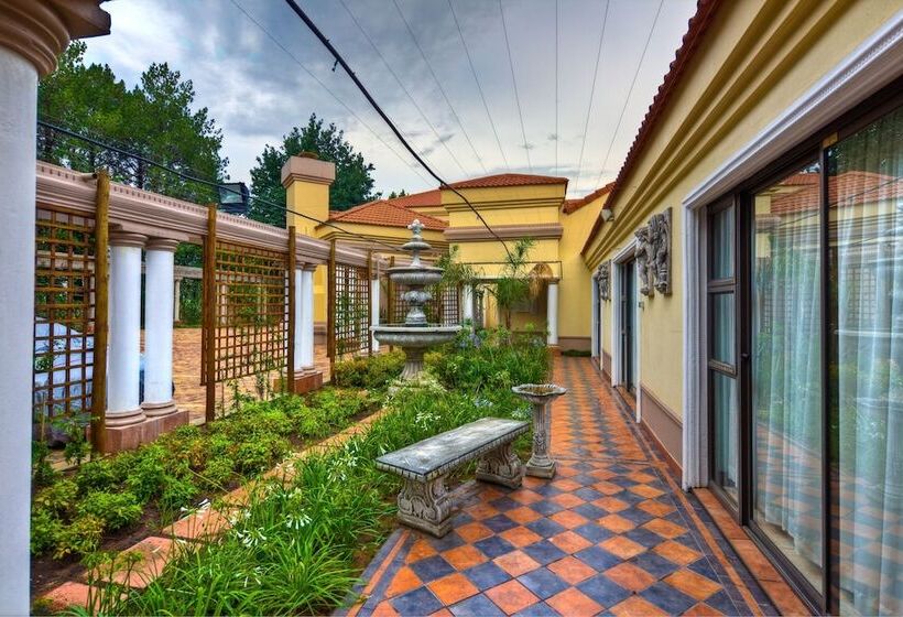 پانسیون Caesars Guesthouse & Conference Centre