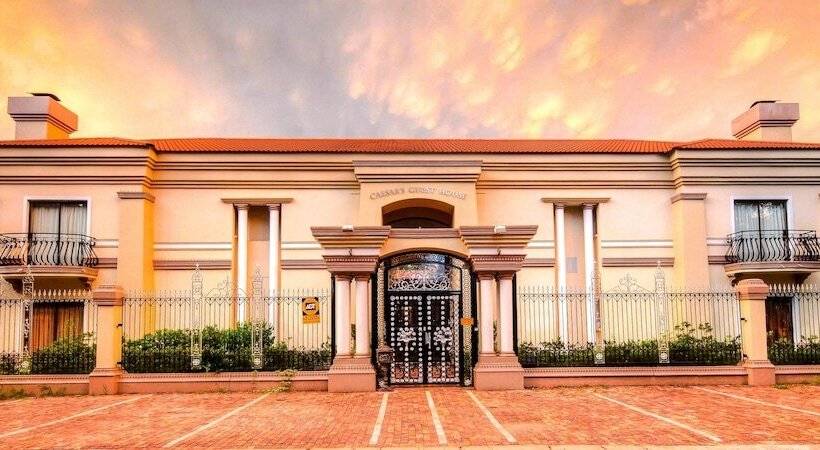 پانسیون Caesars Guesthouse & Conference Centre