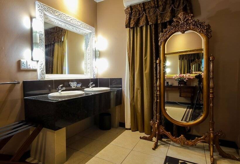 پانسیون Caesars Guesthouse & Conference Centre