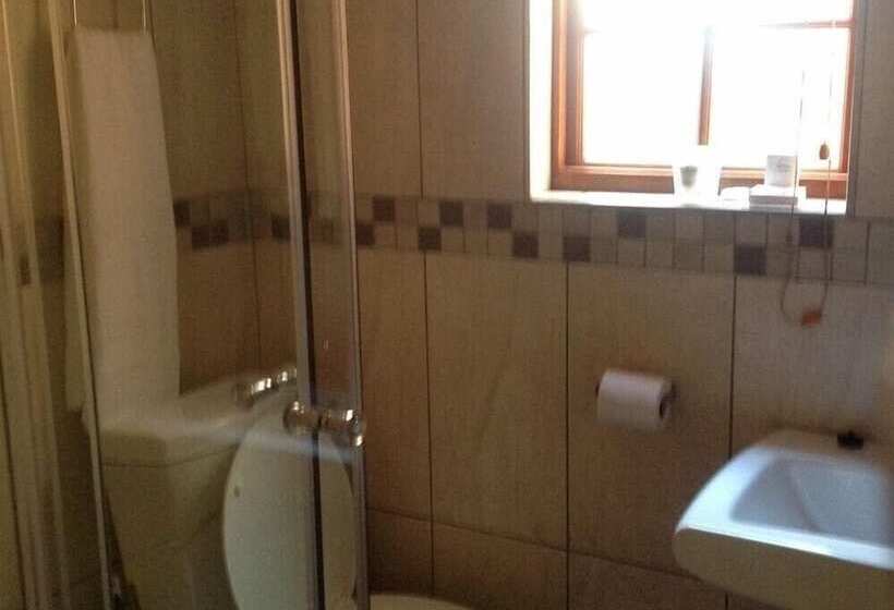پانسیون Utopia Guest House