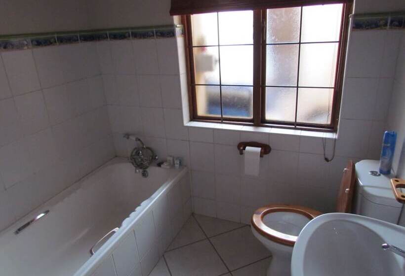 پانسیون Utopia Guest House