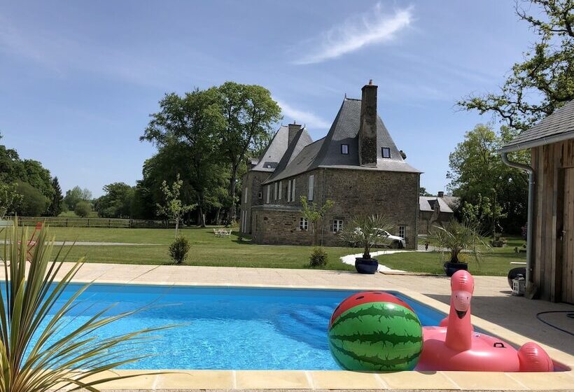 ベッドアンドブレックファースト Chambres D Hotes Chateau De La Croix Chemin