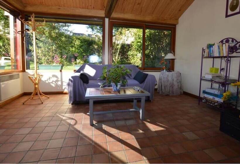 مبيت وإفطار La Maison De Madeleine