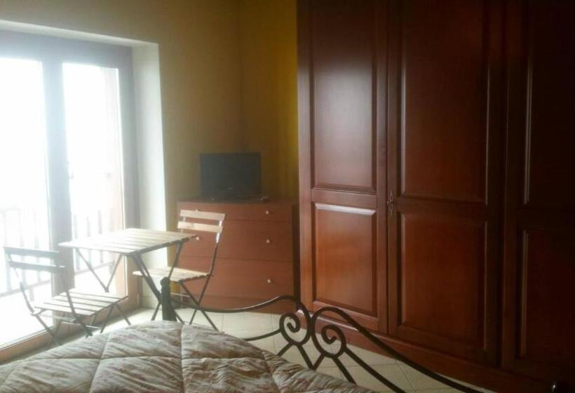 مبيت وإفطار Relais Des Alpes