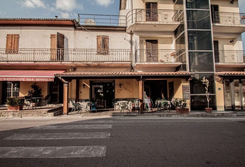 فندق Albergo Ristorante Bar Bertolini