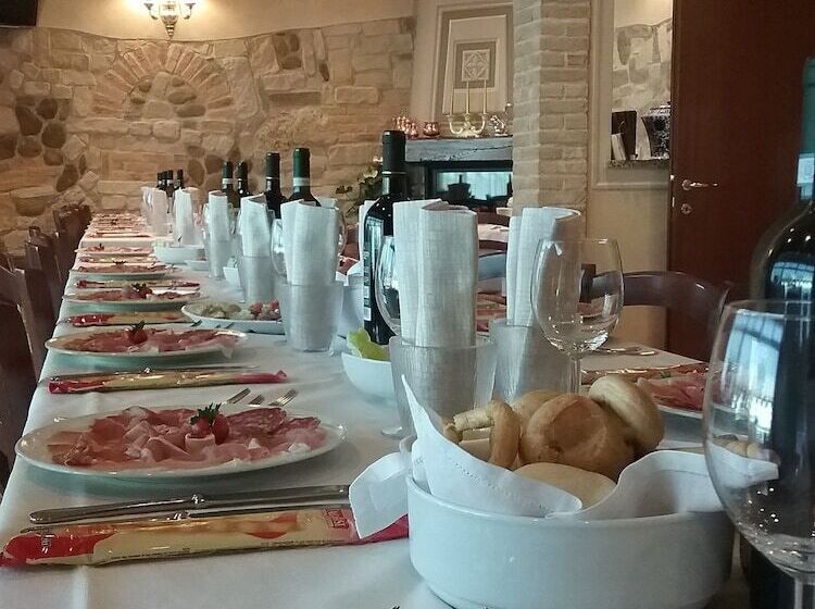 فندق Albergo Ristorante La Pieve