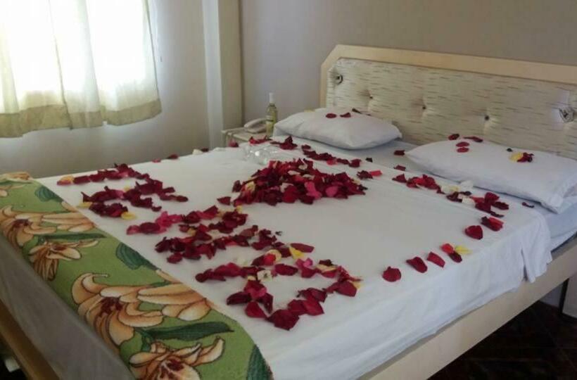 هتل Arena Caliente