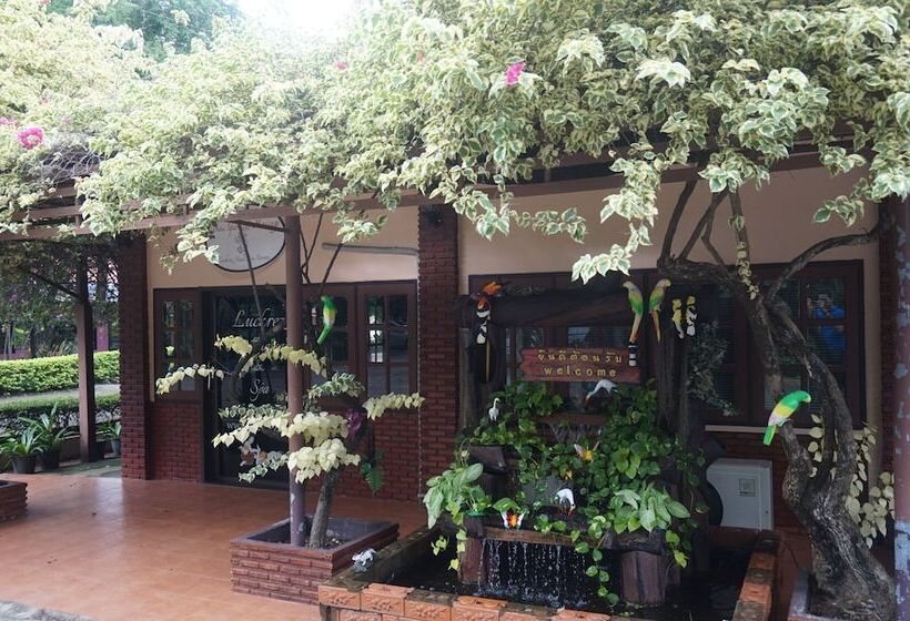 هتل C & C Resort Nangrong