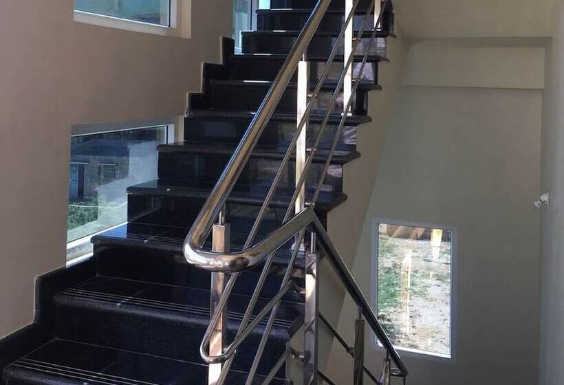 Hotel Dea Service Apartment