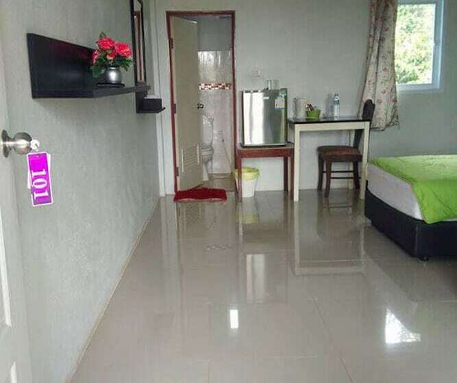호텔 Happy House Resort